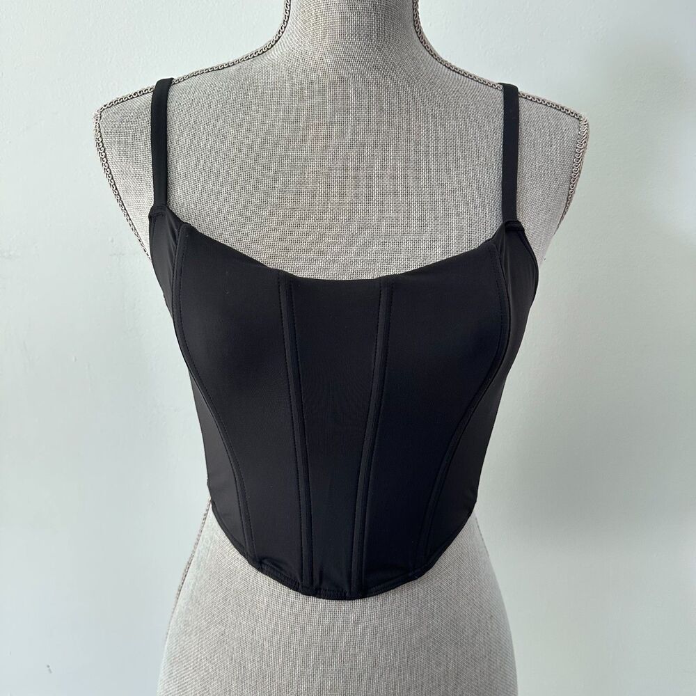 Gilly Hicks Black Corset Crop Top Boning Bustier Cami Structured Curved Hem sz M